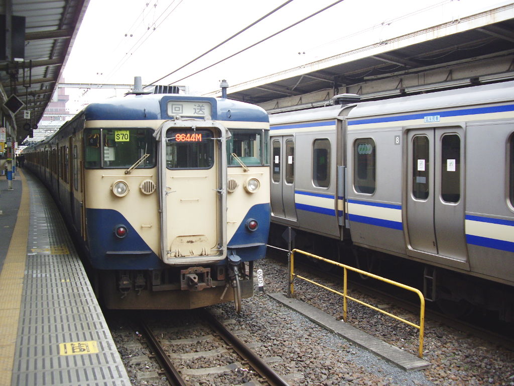 房総なう・千葉駅の113系と211系2010-1002