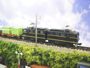 EH10形のコンテナ貨物列車1