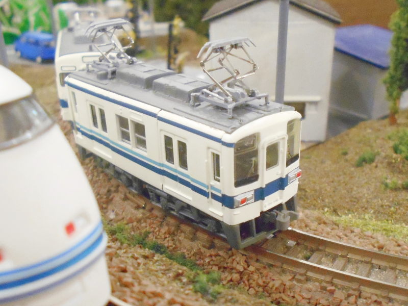 「東武鉄道8000型」車両全体像