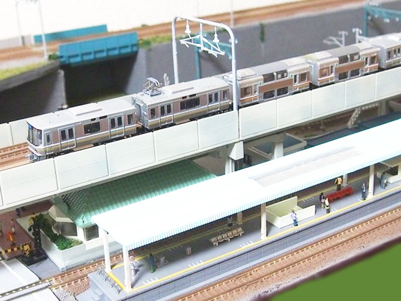 「JR西日本223系2階建てグリーン車（ウソ電）」編成全体像