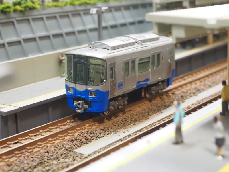 「えちごトキめき鉄道ET122形」車両全体像