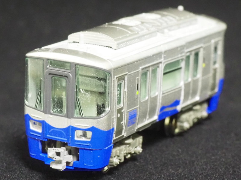 「えちごトキめき鉄道ET122形」車両全体像
