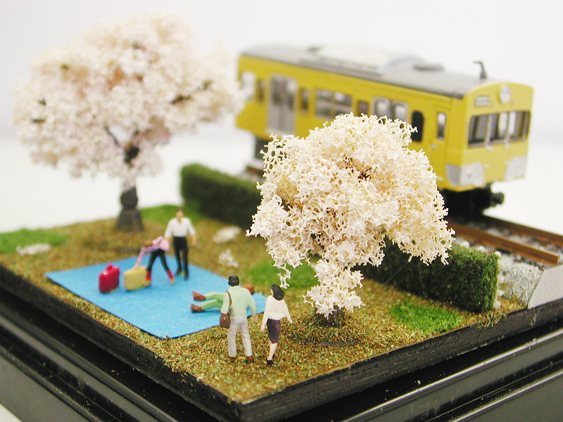 「まりりん」隊員作のワンジオ「桜のある風景」