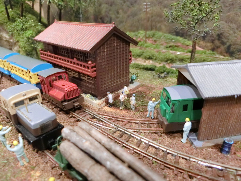 木曽の森林鉄道の雰囲気がタップリ
